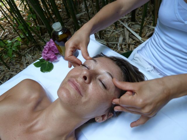 美容師が未来を切り開く新時代の派遣働き方と柔軟なキャリア形成の可能性